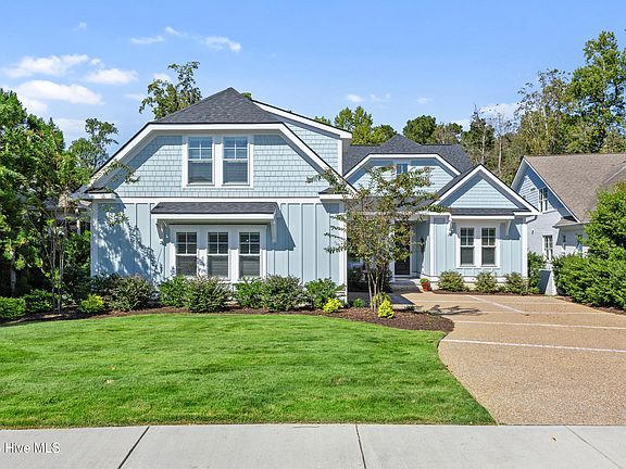 5th image of 722 Bedminister Lane