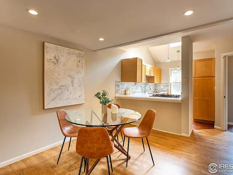 3021 Edison Ct — Photo 3