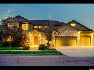 2074 Lonestar Dr, Farmington, UT 84025
