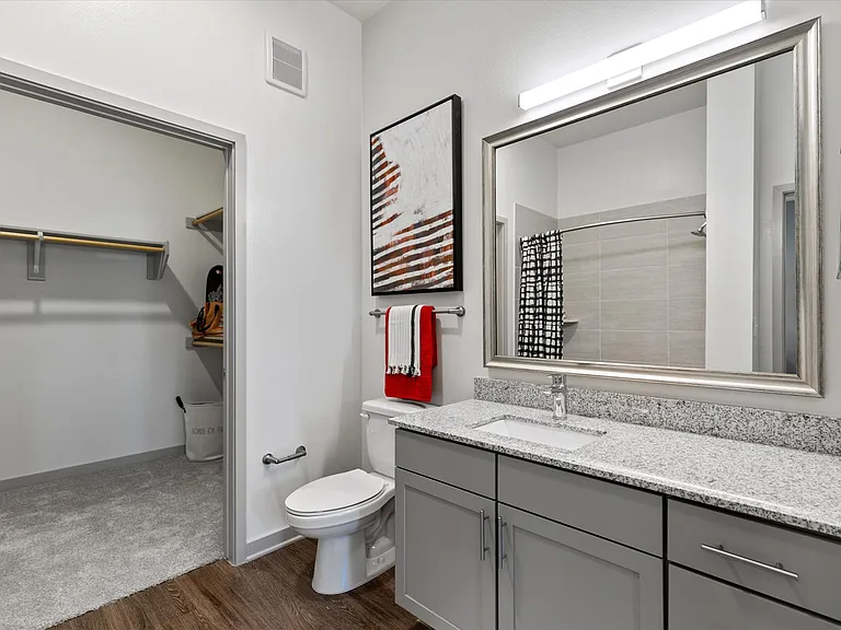 McKinney Terrace — Photo 8