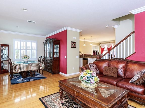 5th image of 503 Hacienda Ln