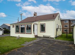1509 NW 39th St, Lincoln City, OR 97367