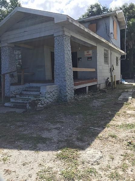 2nd image of 803 E Floribraska Ave