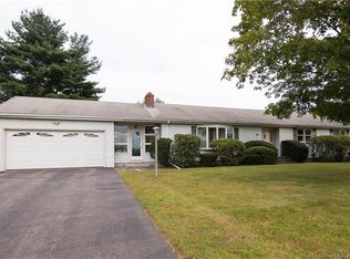 50 Filley St, Bloomfield, CT 06002