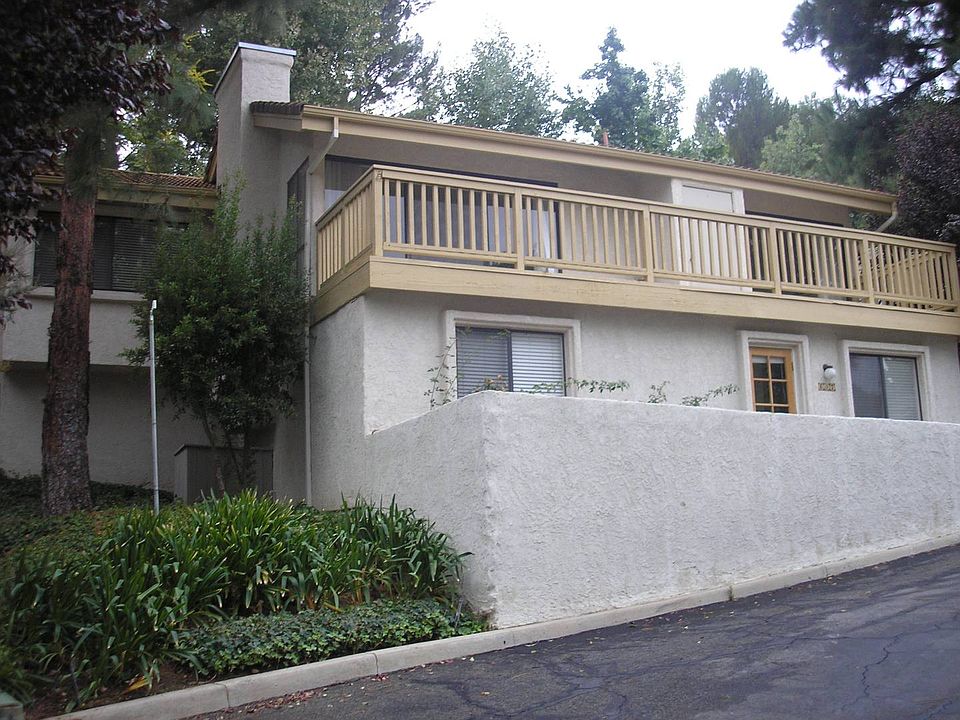 1st image of 607 Calle Seguro