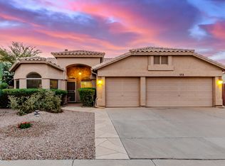572 N Kingston St, Gilbert, AZ 85233
