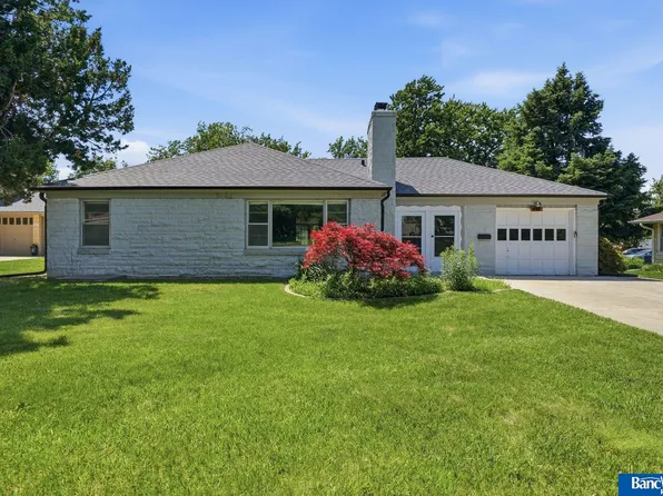 417 S Cotner Blvd, Lincoln, NE 68510
