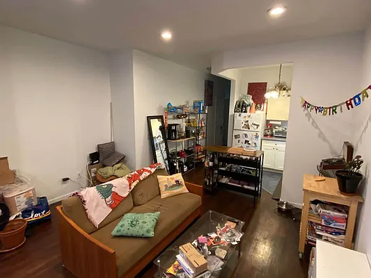 Rented by Yup Realty LLC | media 8