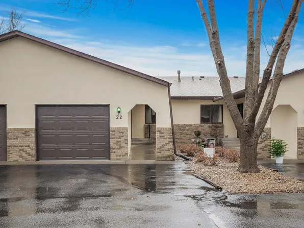 149 Riverview Dr APT 22, Monticello, MN 55362