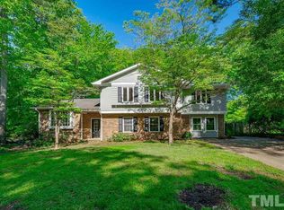 1124 Askham Dr, Cary, NC 27511