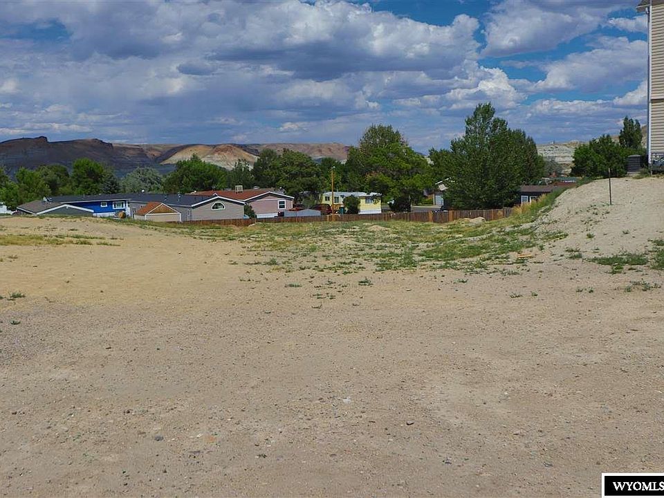 1st image of 2260 Cumorah Way