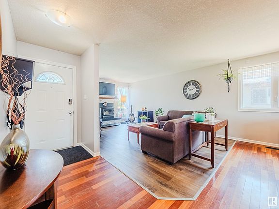 3rd image of 2111 140th Ave NW