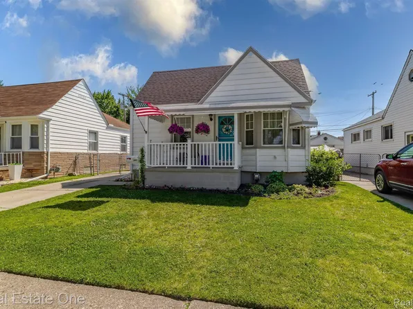 14599 Russell Ave, Allen Park, MI 48101