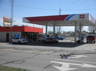 647 W Cloud St, Salina, KS 67401