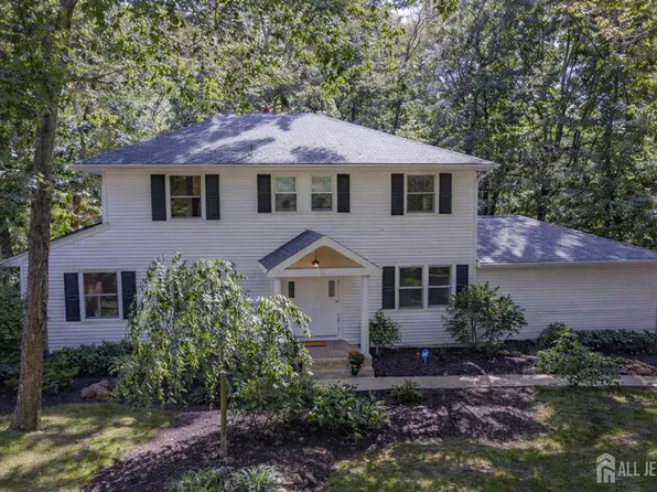 52 Yorktown Rd, East Brunswick, NJ 08816