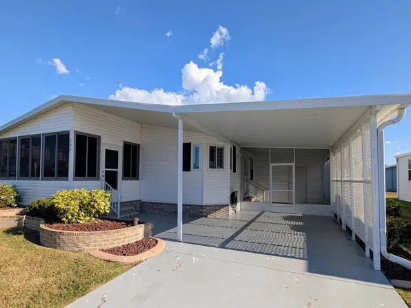 105 Jacaranda Way, Parrish, FL 34219