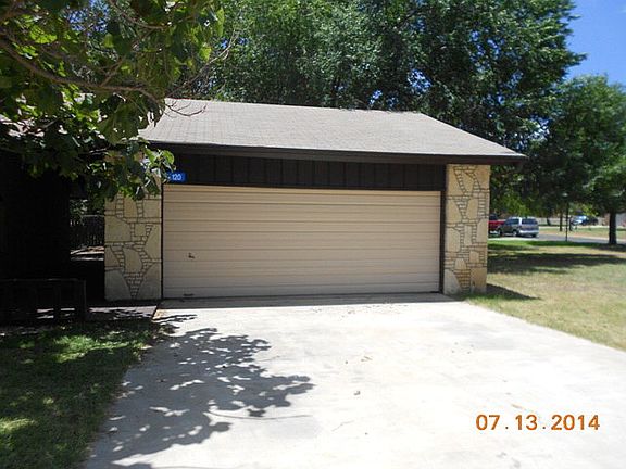 3rd image of 120 Bumble Bee Dr