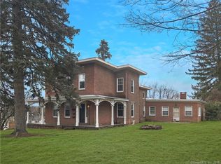 11 Bretton Rd, Middletown, CT 06457