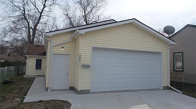 1st image of 353 W Kalama Ave