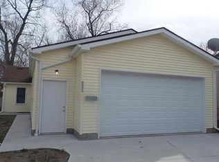 353 W Kalama Ave, Madison Heights, MI 48071