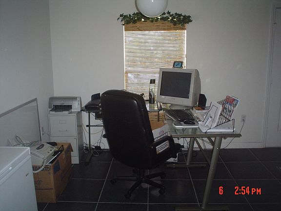 office/formal Dinning
