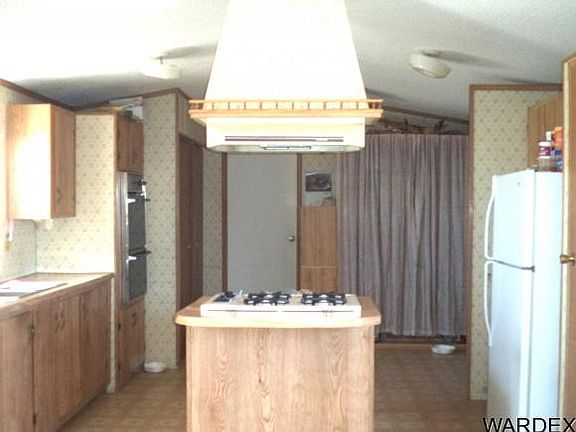 5th image of 1923 Granada Dr