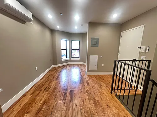 2909 Avenue D #1A Photo 1