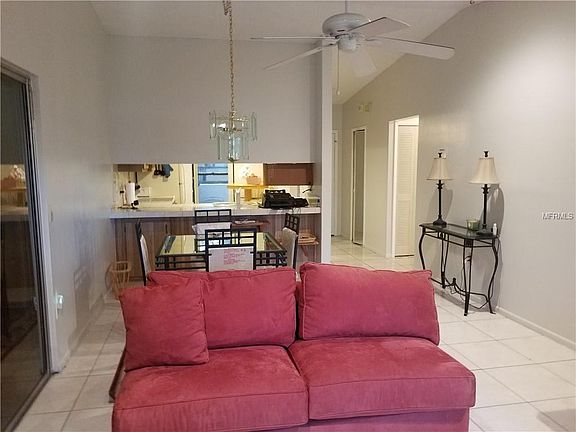 5th image of 989 Soria Ave