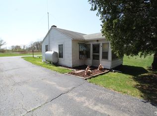 1969 Lasalle Rd, Monroe, MI 48162