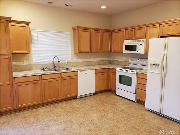 5th image of 4315 5th Ave NW