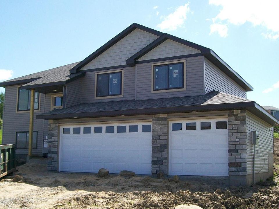 2nd image of 5827 Excalibur Ct NW