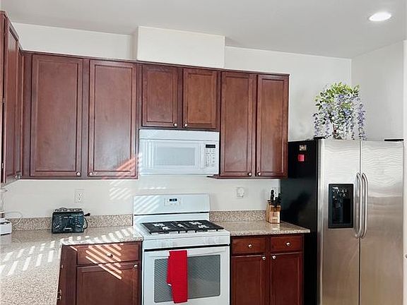 2nd image of 7911 Narnia Ave