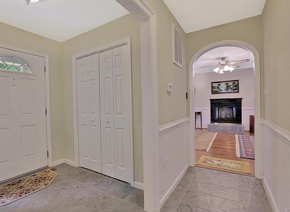 5th image of 16504 Estate Ln
