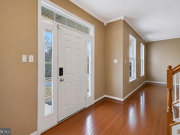 5th image of 13512 Shrewsbury Ct