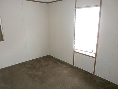 BACK BEDROOM