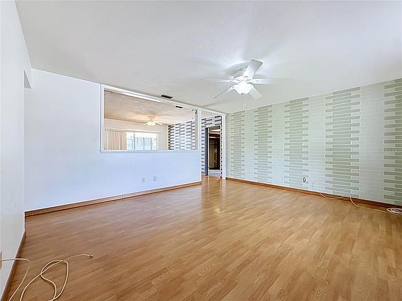 2nd image of 8496 76TH AVENUE