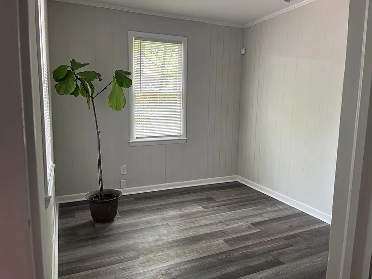 1434 Alma St — Photo 6