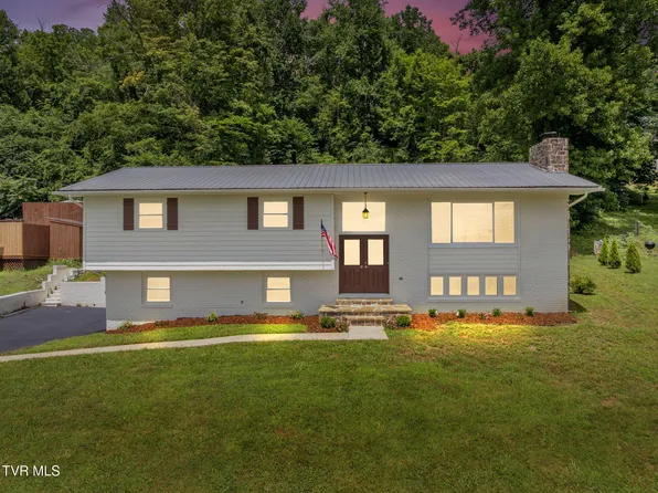640 Foothills Rd, Kingsport, TN 37663