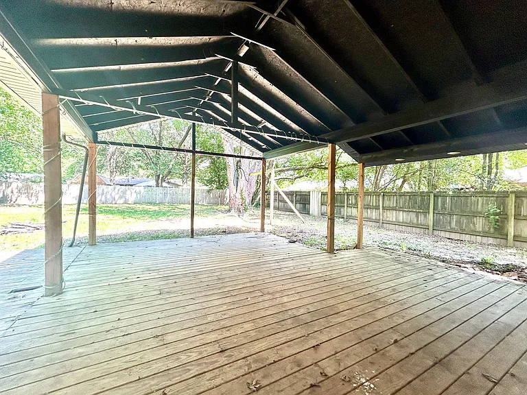 72 Bois D Arc St — Photo 35