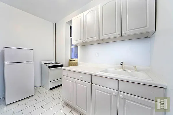 Rented by Halstead Real Estate | media 22