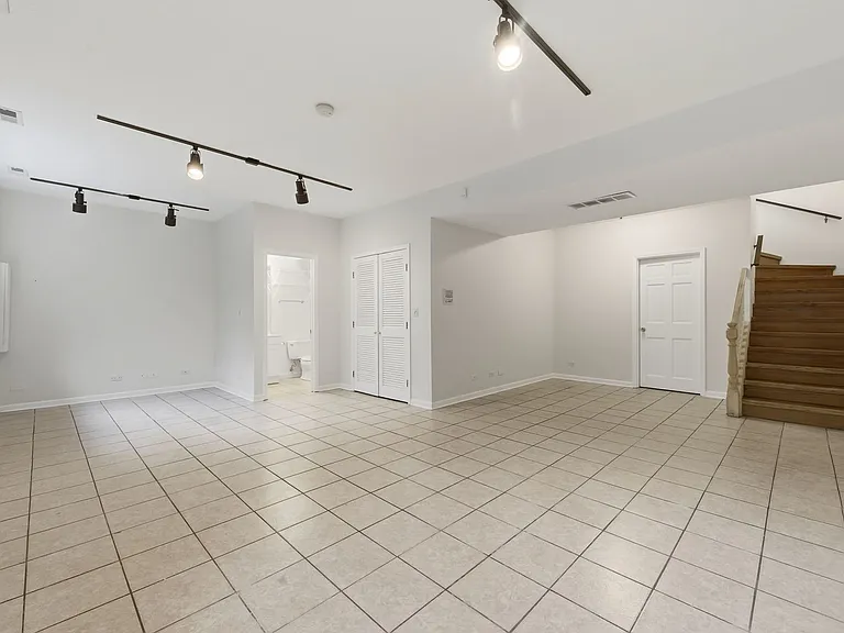 3125 Lake Ave — Photo 12