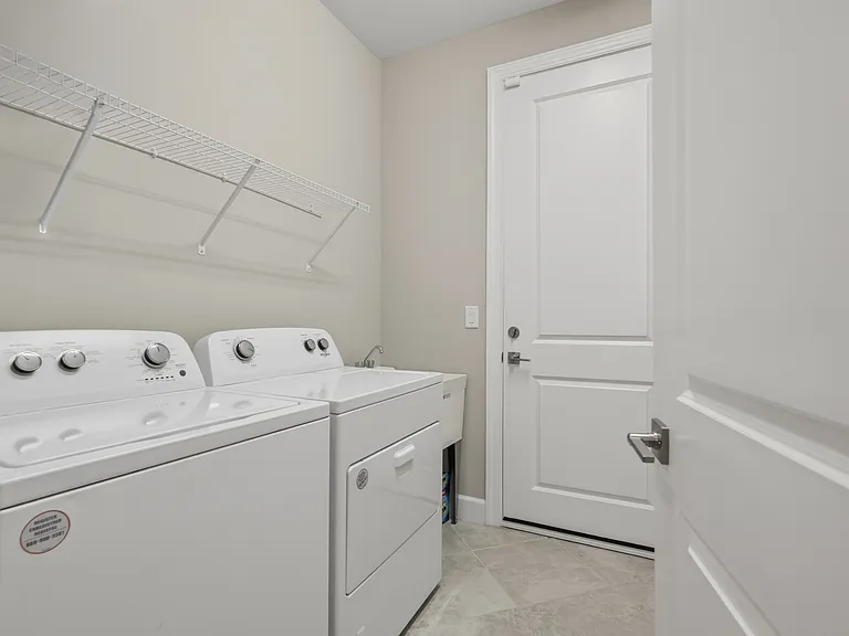 7849 Mainsail Ln — Photo 54