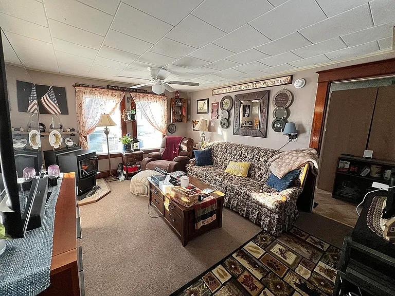 8 Reservoir Hill Rd — Photo 8