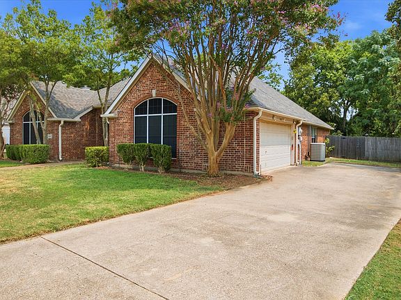 3rd image of 3406 Harbor Pointe Dr