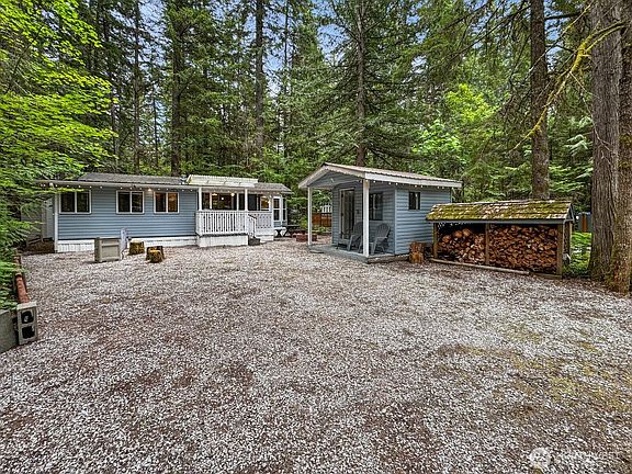 2nd image of 152 1 Goldrush Road