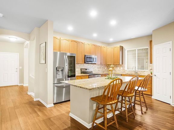 5th image of 4625 Portofino Dr