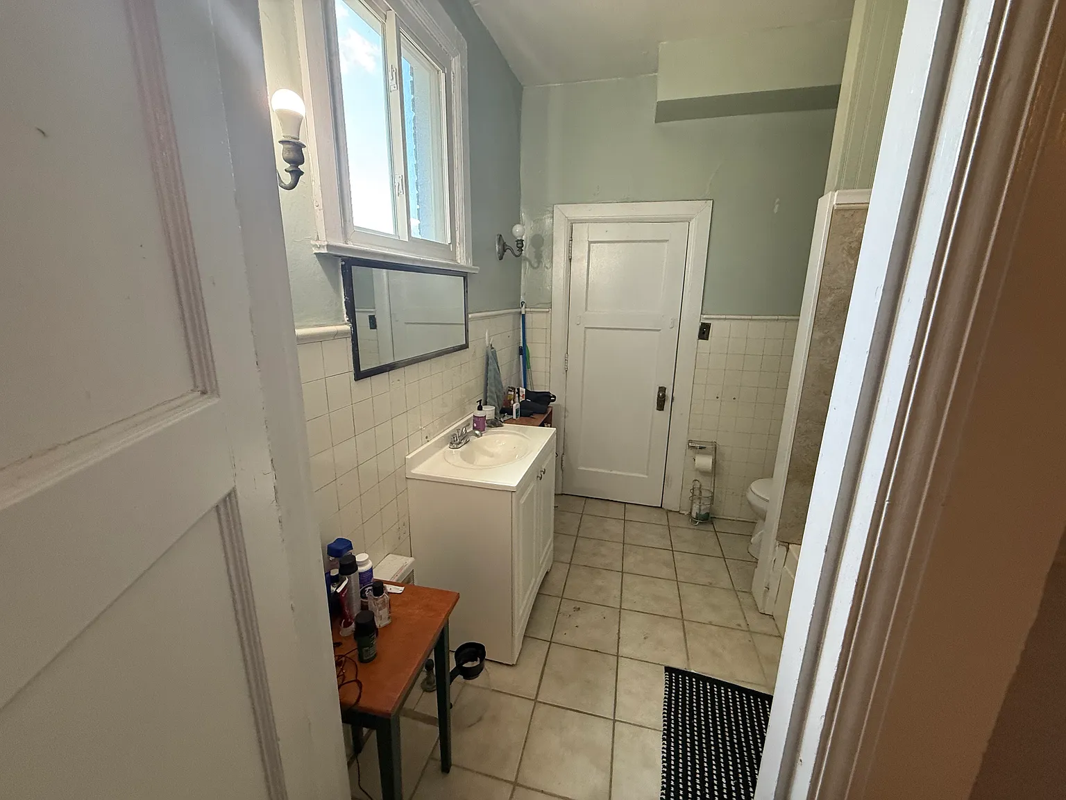 1 bed, 800 sqft, $1,200 — Photo 4