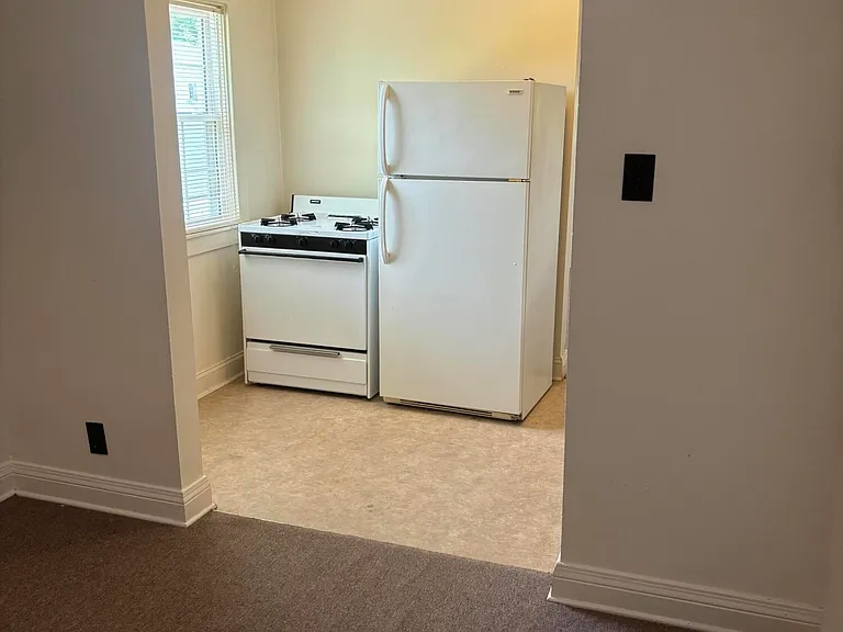 306 S Ewing Ave #4 — Photo 3