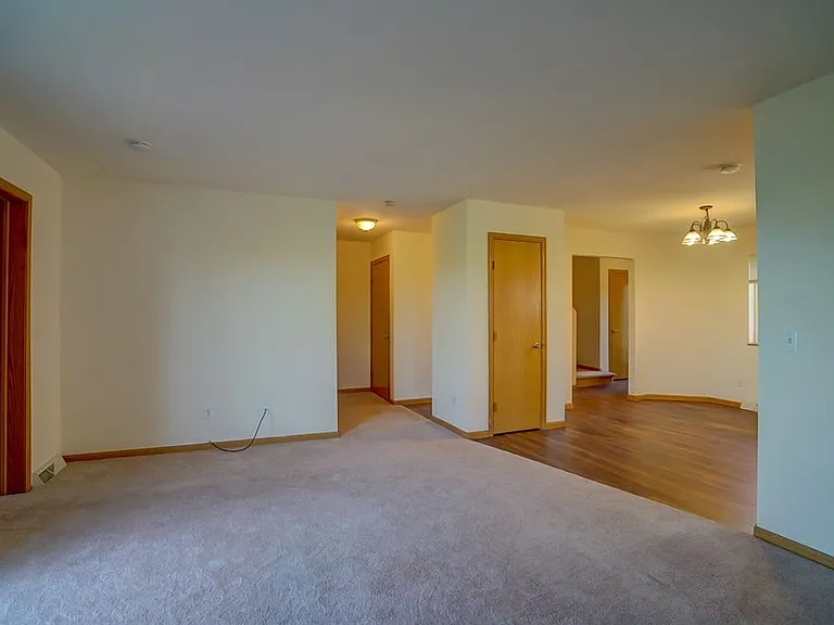 236 Harbour Town Dr — Photo 21