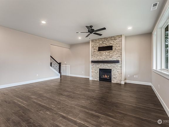 5th image of 7450 172nd Street Ct E